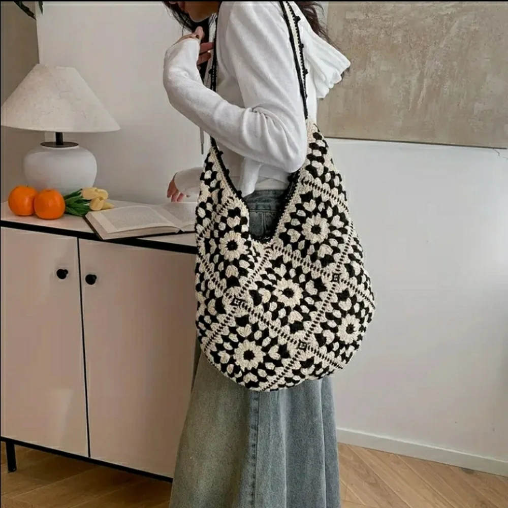 NEW! Crochet Boho Shoulder Bag (Black & White) - Picture 2 of 9